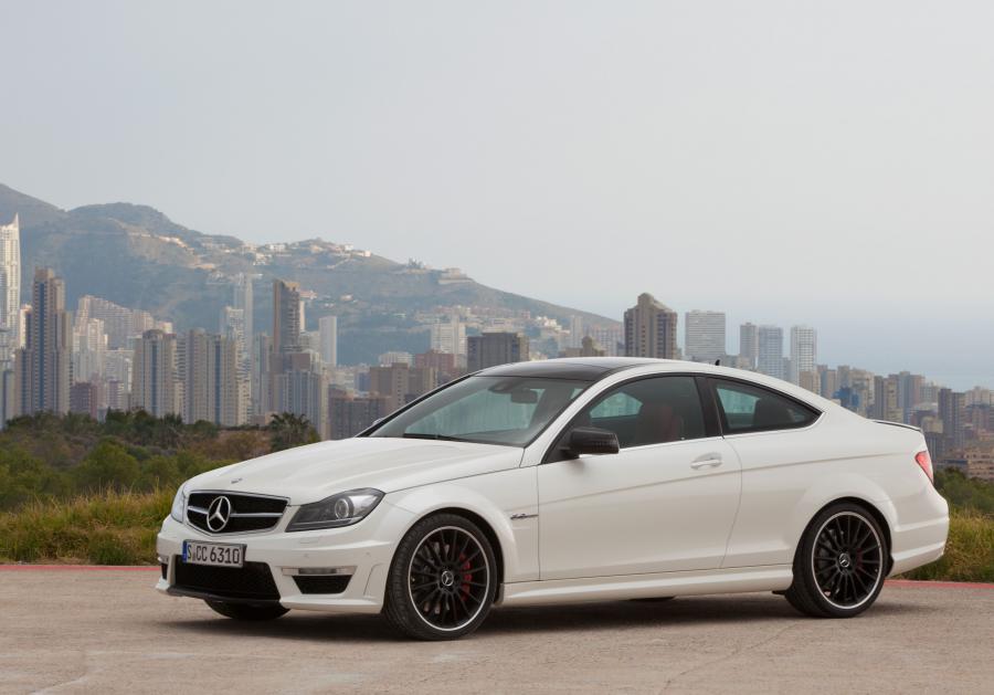  Mercedes-Benz C63 AMG Coupe 2012 года  (фото 13 из 113)